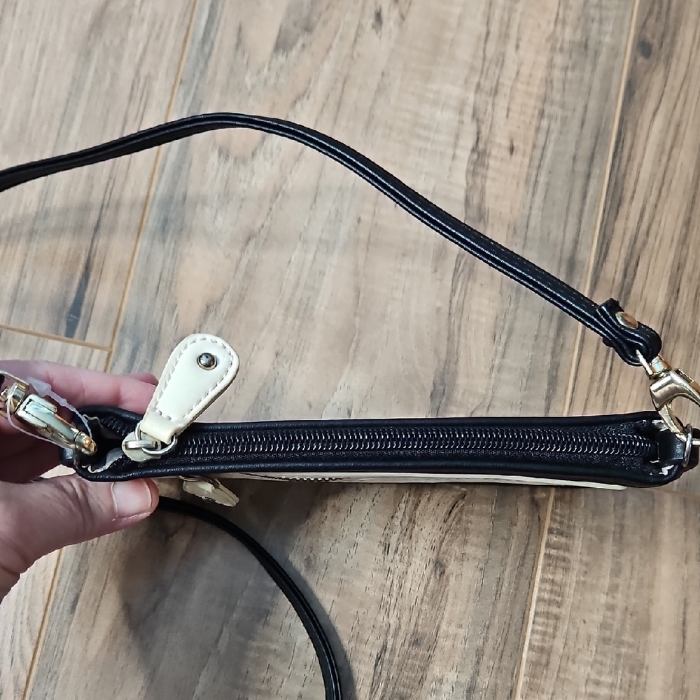 Danielle Nicole Black And Cream Crossbody Bag - image 4